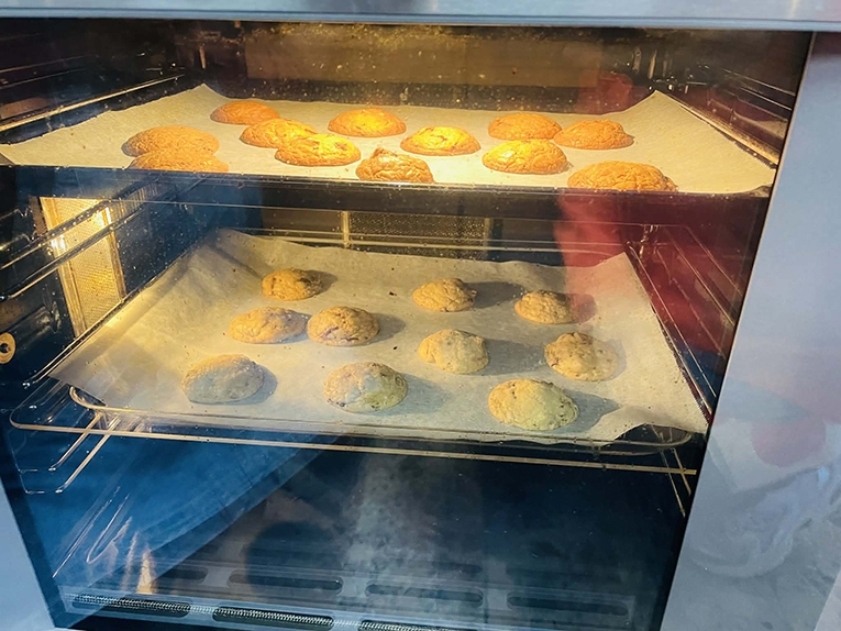 ガゲナウオーブンで焼くハーブクッキー